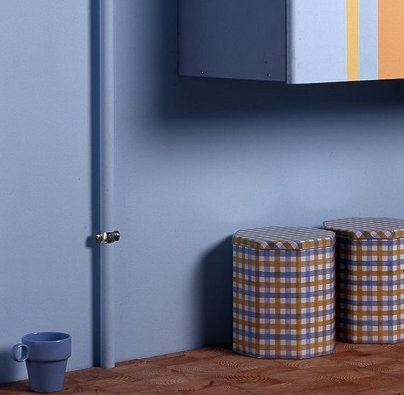 Покраска газовой трубы в цвет стены