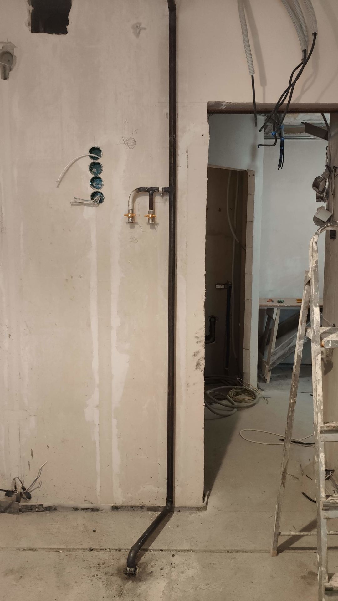 Объект: газовая разводка на кухне, фото 1