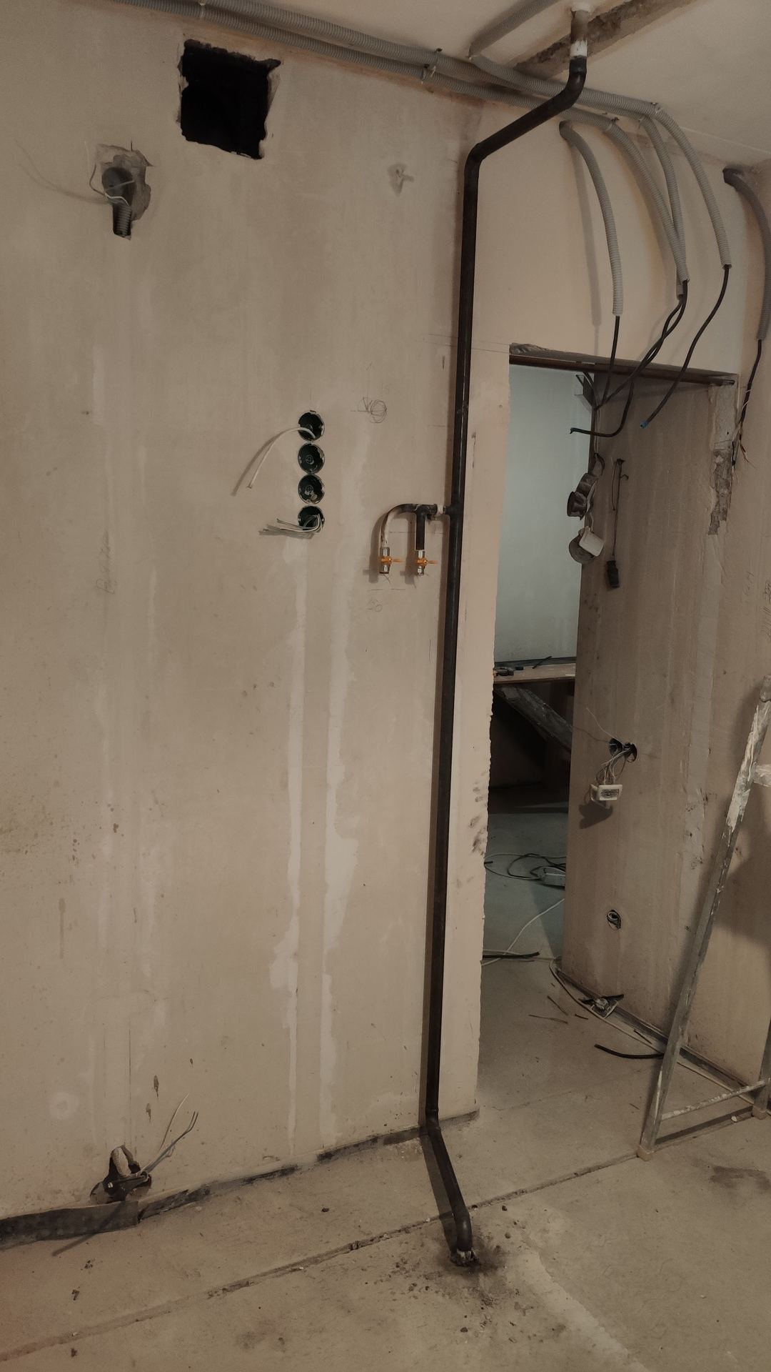 Объект: газовая разводка на кухне, фото 5